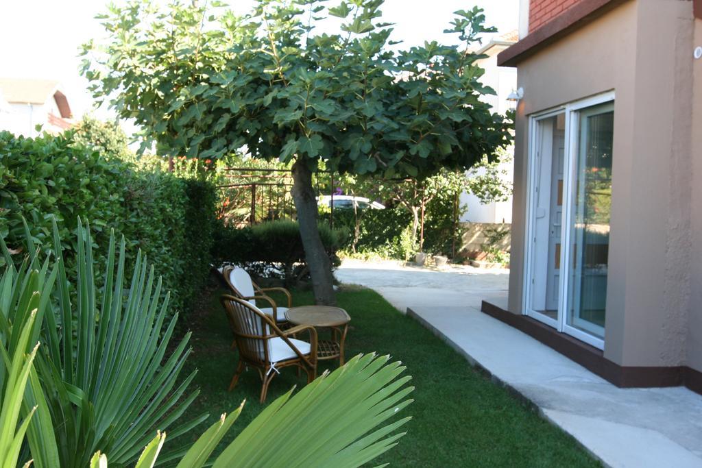 Tiana Apartman *